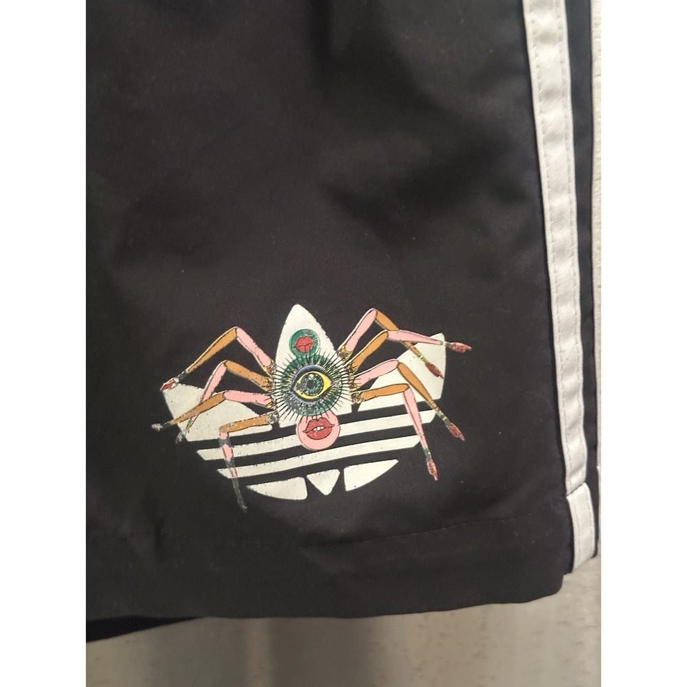 Adidas Limited Edition Short-Rare Embroidered Eye Patch Artist Collab (Tomaami) - Picture 15 of 16